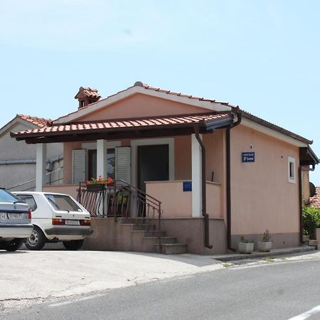 Apartments With A Parking Space Kraj, Opatija - 7794 Kraj  Exterior foto